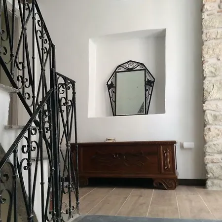 Bomarosa Bed & Breakfast Bosa