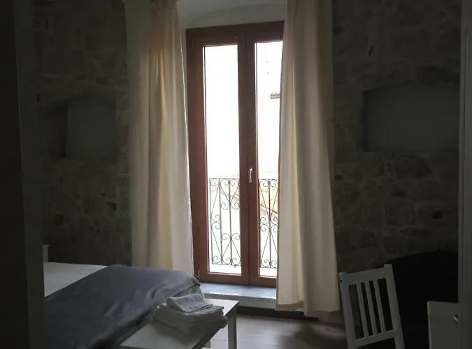 Bomarosa Bed & Breakfast Bosa